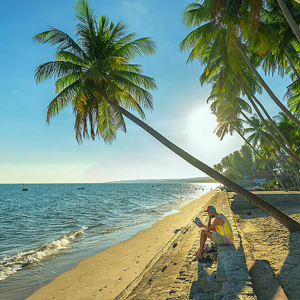 Review Top 5 bãi biển đông khách du lịch nhất Việt Nam