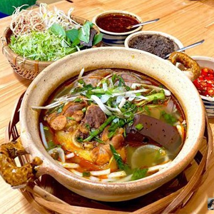 Những quán bún bò ngon nhức nách tại Tân Bình được săn đón nhiều nhất