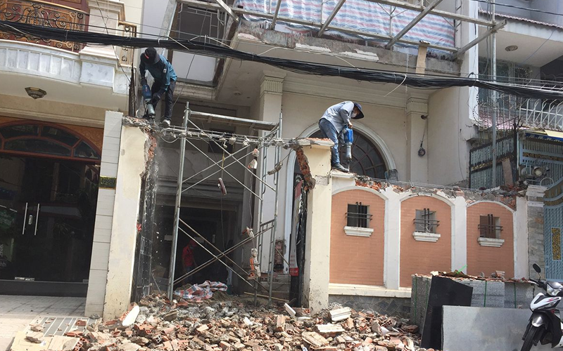 5 dịch vụ phá dỡ nhà cũ tại TP.HCM an toàn, nhanh chóng, giá rẻ