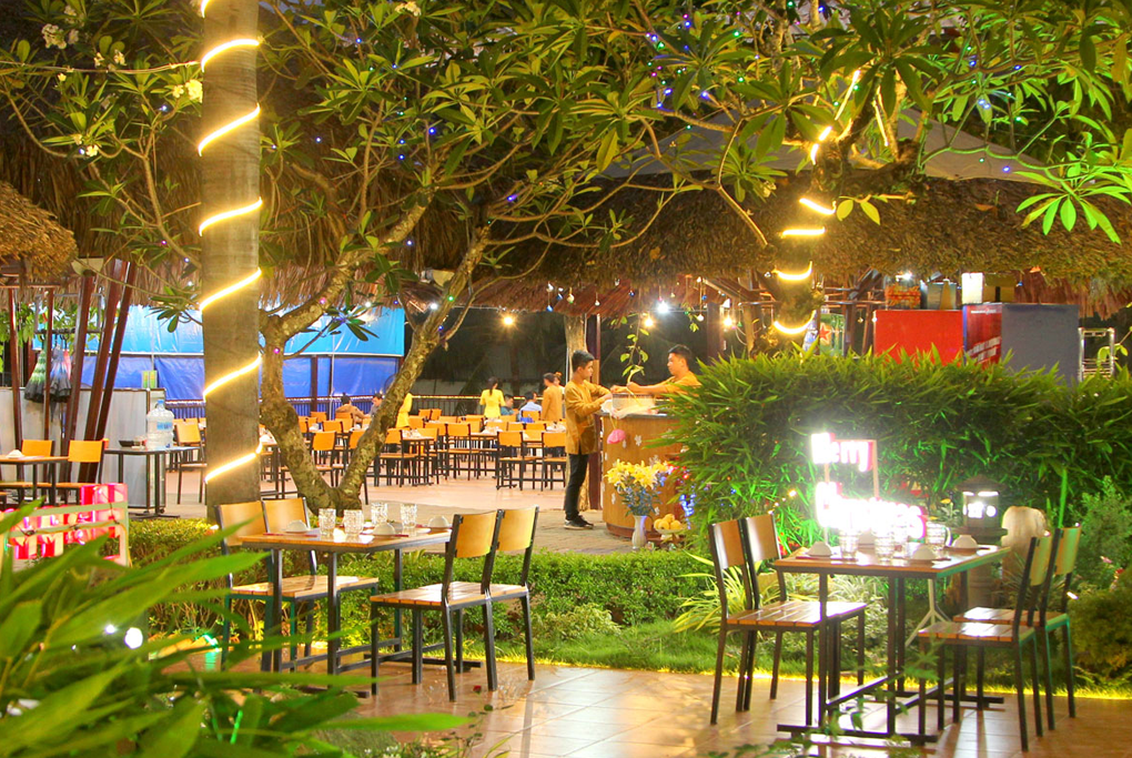 Hệ thống Nhà hàng Tư Trì