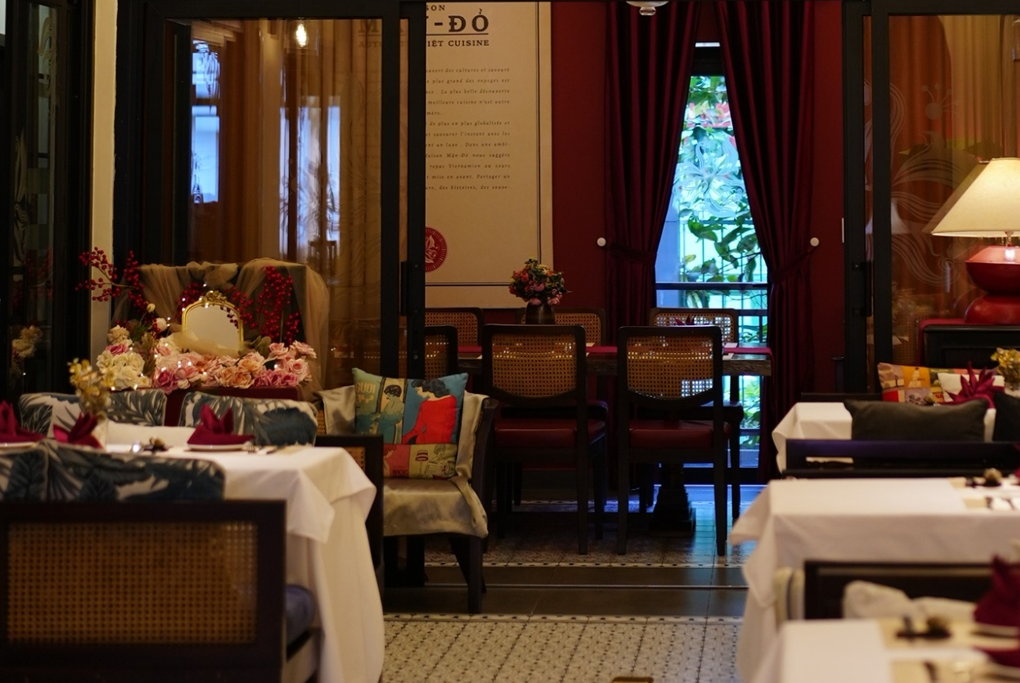 Nhà hàng Maison Mận-Đỏ