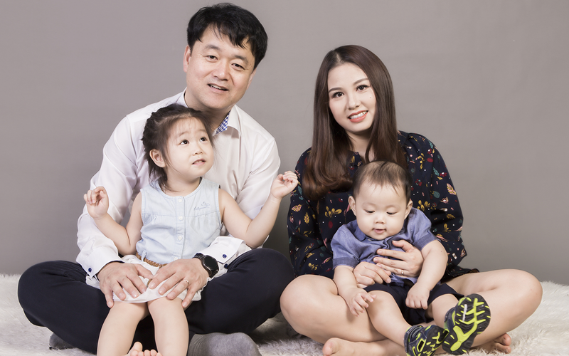 Top 5 studio chụp ảnh gia đình siêu đẹp tại TP.HCM giá rẻ, chất lượng cao