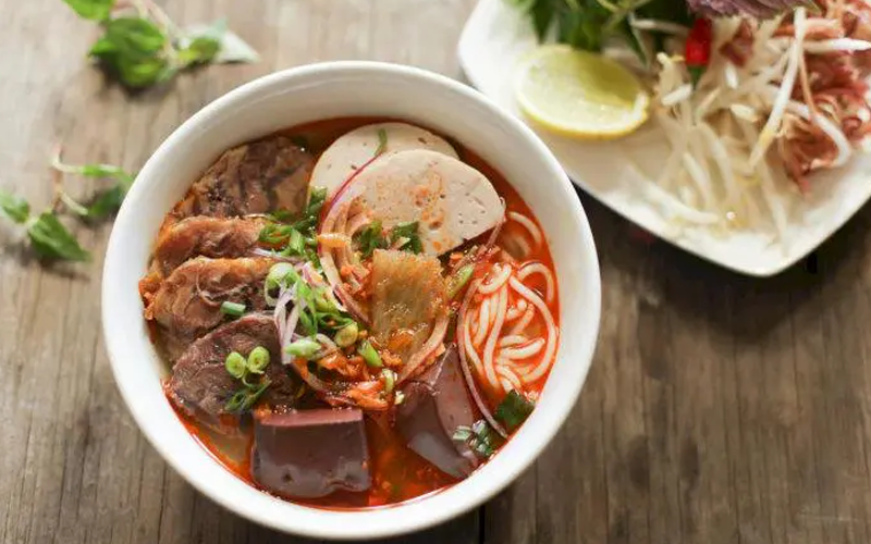 Top 5 địa điểm ăn bún bò tại Bình Tân ngon nhức nách