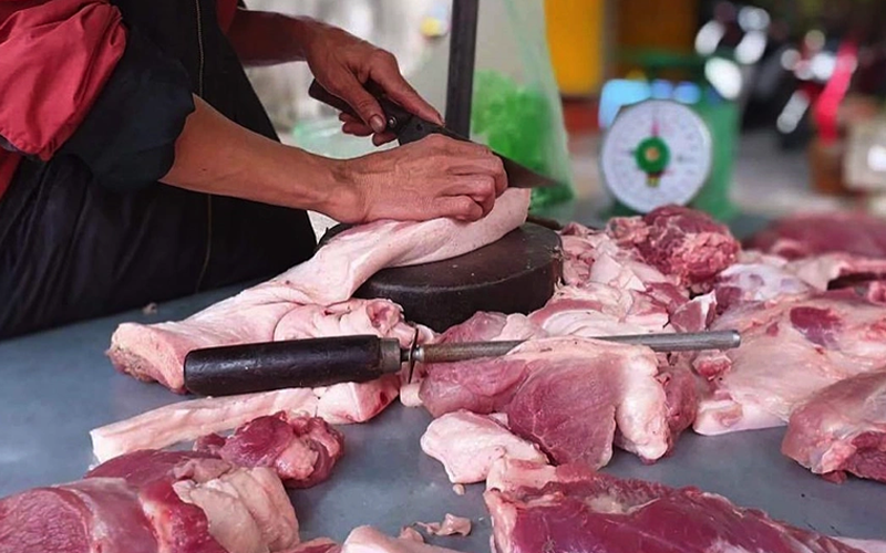 Cách chọn mua thịt heo tươi ngon mà không bị hớ