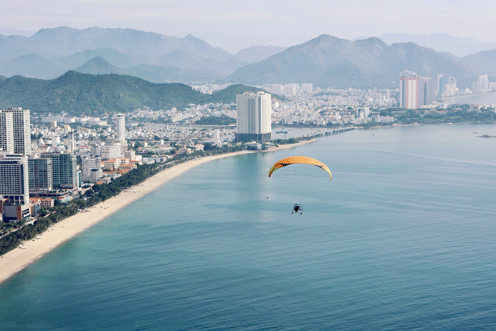 Bãi biển Nha Trang (Khánh Hòa)