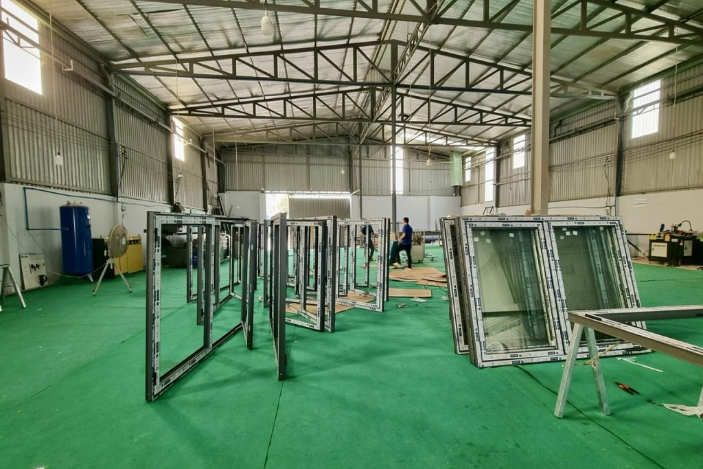 Nhà Máy Sản Xuất Cửa Nhôm Tài Lộc Window