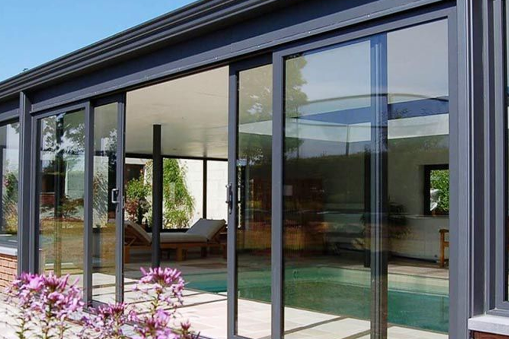 Công Ty TNHH TM SX Nhôm Kính Việt Đức