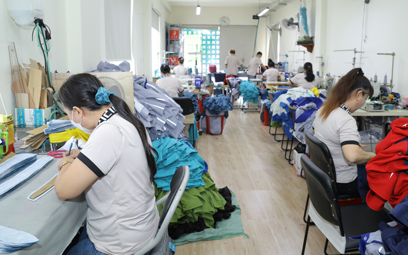 Xưởng May Phục Đồng – Giải pháp đồng phục giá rẻ, nhanh chóng